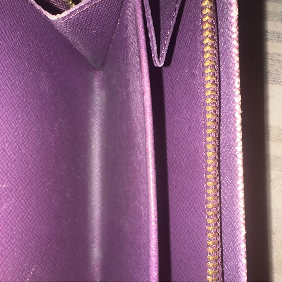 Louis Vuitton Yellow Epi Wallet - Picture 12 of 15